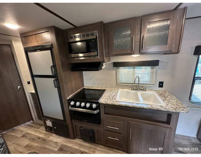 2019 Keystone Hideout LHS West 19LHSWE Travel Trailer at Stony RV Sales, Service and Consignment STOCK# S107 Photo 10