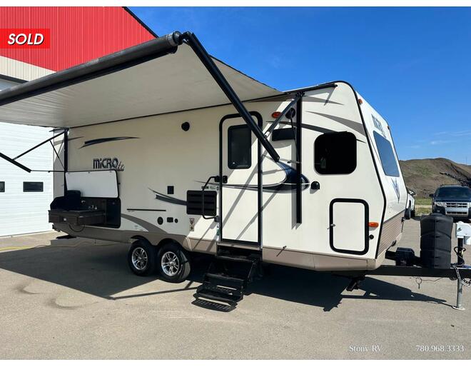 2017 Flagstaff Micro Lite 25FKS Travel Trailer at Stony RV Sales, Service AND cONSIGNMENT. STOCK# S106 Exterior Photo