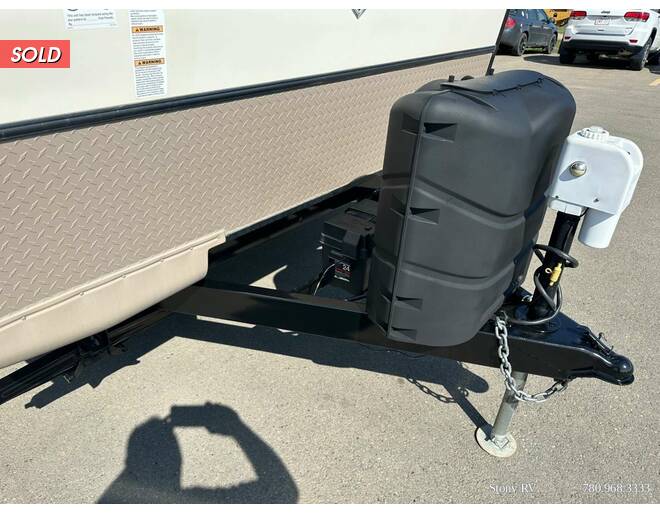 2017 Flagstaff Micro Lite 25FKS Travel Trailer at Stony RV Sales, Service AND cONSIGNMENT. STOCK# S106 Photo 19