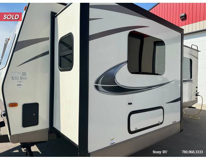 2017 Flagstaff Micro Lite 25FKS Travel Trailer at Stony RV Sales and Service STOCK# S106 Photo 21