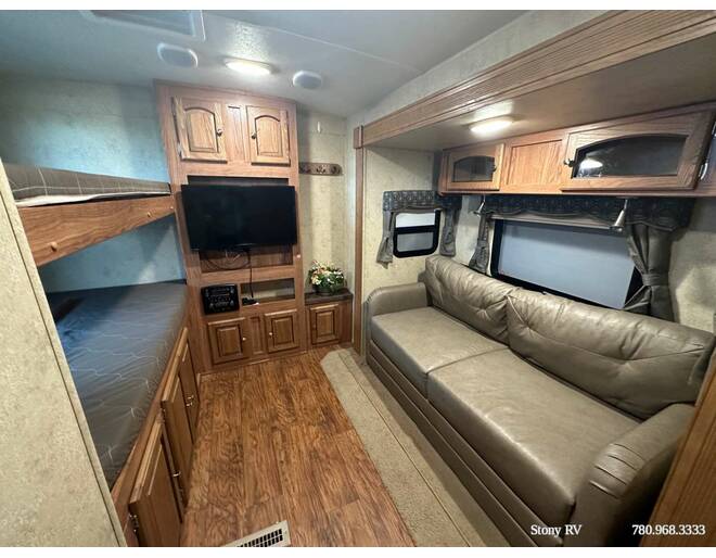2015 Flagstaff Classic Super Lite 831BHWSS Travel Trailer at Stony RV Sales, Service and Consignment STOCK# C126 Photo 12