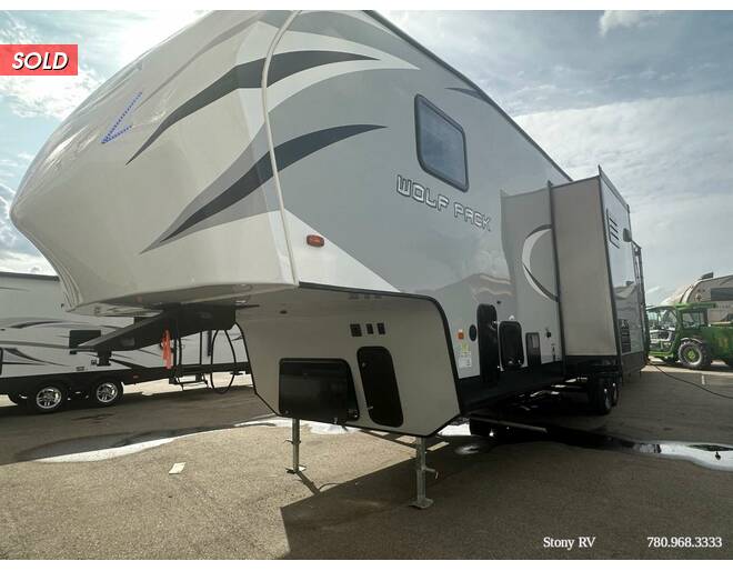 2019 Cherokee Wolf Pack Toy Hauler 325Pack13 Fifth Wheel at Stony RV Sales and Service STOCK# 219 Photo 6