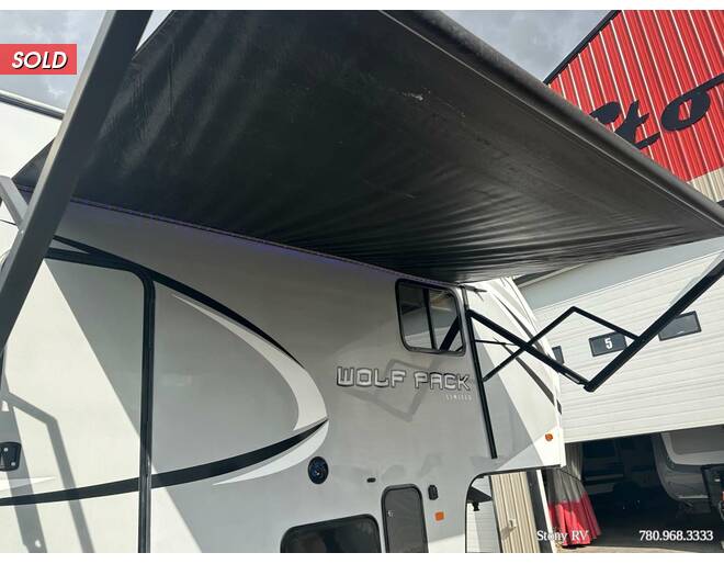 2019 Cherokee Wolf Pack Toy Hauler 325Pack13 Fifth Wheel at Stony RV Sales and Service STOCK# 219 Photo 12