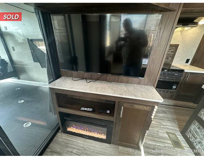 2019 Cherokee Wolf Pack Toy Hauler 325Pack13 Fifth Wheel at Stony RV Sales and Service STOCK# 219 Photo 21