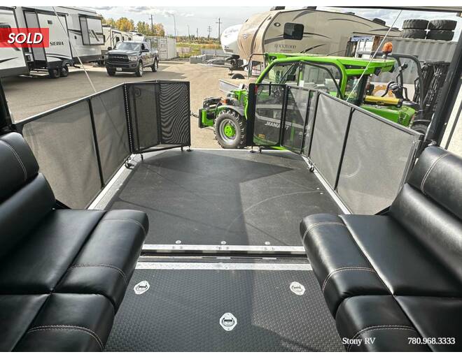 2019 Cherokee Wolf Pack Toy Hauler 325Pack13 Fifth Wheel at Stony RV Sales and Service STOCK# 219 Photo 23