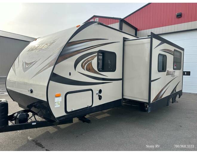 2015 Keystone Bullet Ultra Lite 251RBS Travel Trailer at Stony RV Sales, Service AND cONSIGNMENT. STOCK# S130 Photo 3