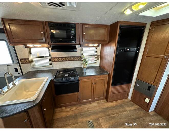 2015 Keystone Bullet Ultra Lite 251RBS Travel Trailer at Stony RV Sales, Service and Consignment STOCK# S130 Photo 10