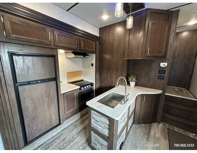 2019 Cherokee Wolf Pack Toy Hauler 325Pack13 Fifth Wheel at Stony RV Sales, Service and Consignment STOCK# 1056 Photo 7