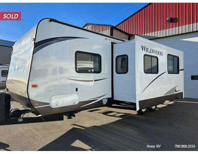 2014 Wildwood 27DBUD Travel Trailer at Stony RV Sales and Service STOCK# 1063 Photo 2
