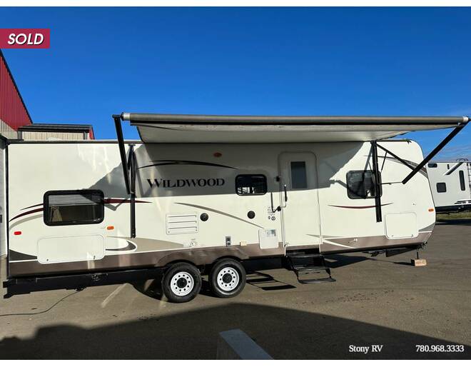 2014 Wildwood 27DBUD Travel Trailer at Stony RV Sales, Service AND cONSIGNMENT. STOCK# 1063 Photo 8