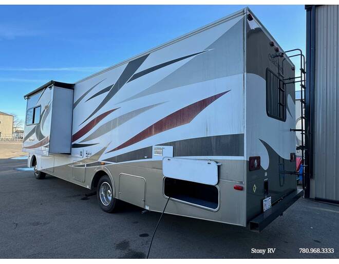 2013 Coachmen Pursuit Ford F-53 32BHP Class A at Stony RV Sales, Service and Consignment STOCK# C133 Photo 4