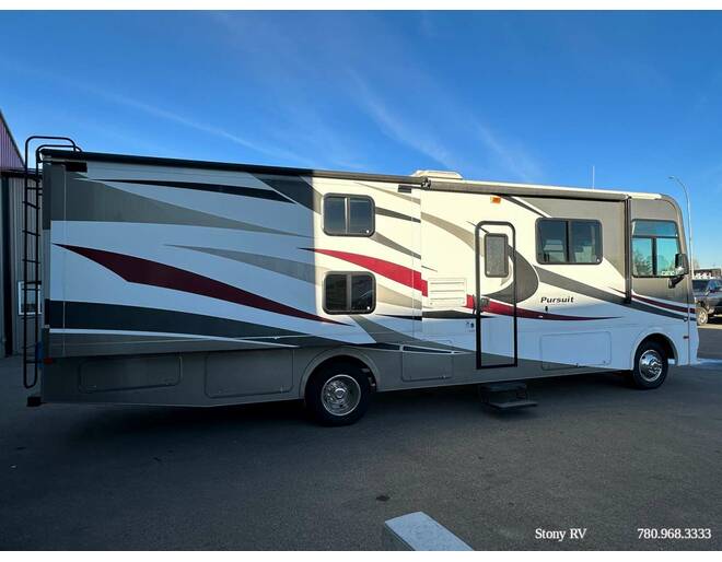 2013 Coachmen Pursuit Ford F-53 32BHP Class A at Stony RV Sales, Service and Consignment STOCK# C133 Photo 7