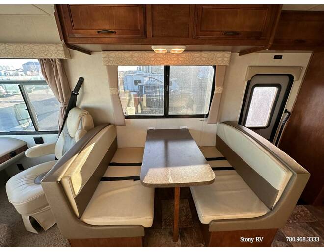 2013 Coachmen Pursuit Ford F-53 32BHP Class A at Stony RV Sales, Service and Consignment STOCK# C133 Photo 17