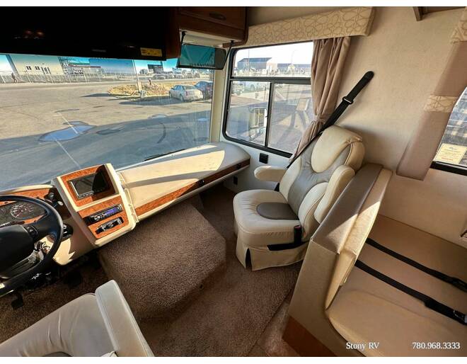 2013 Coachmen Pursuit Ford F-53 32BHP Class A at Stony RV Sales, Service and Consignment STOCK# C133 Photo 18