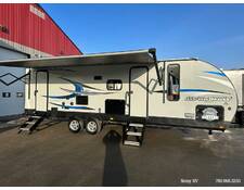 2019 Cherokee Alpha Wolf 26DBHL traveltrai at Stony RV Sales, Service AND cONSIGNMENT. STOCK# 1072