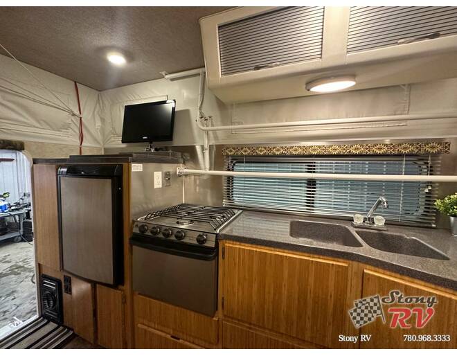 2015 Haulmark M1435 Truck Camper at Stony RV Sales, Service and Consignment STOCK# 1079 Photo 14