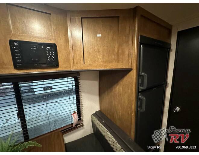 2017 Salem Cruise Lite 201BHXL Travel Trailer at Stony RV Sales, Service and Consignment STOCK# 1093 Photo 15