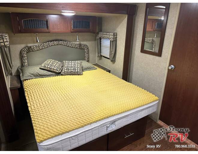 2014 Rockwood WindJammer 3025W Travel Trailer at Stony RV Sales and Service STOCK# C148 Photo 11
