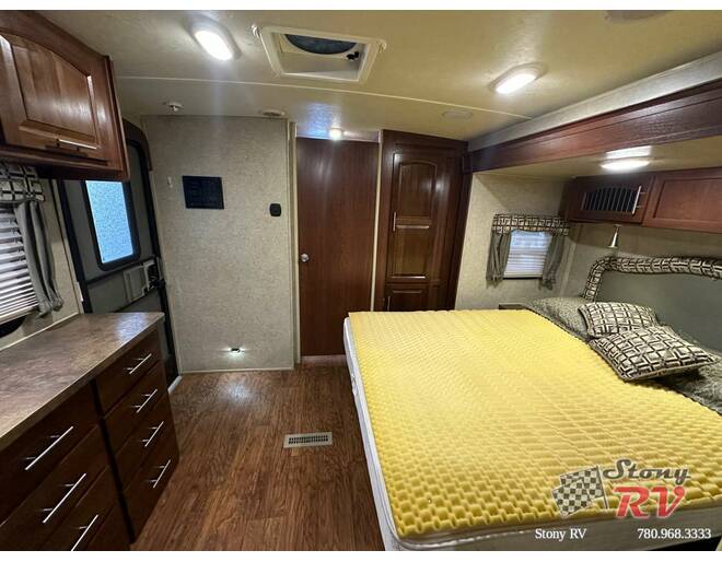 2014 Rockwood WindJammer 3025W Travel Trailer at Stony RV Sales and Service STOCK# C148 Photo 13