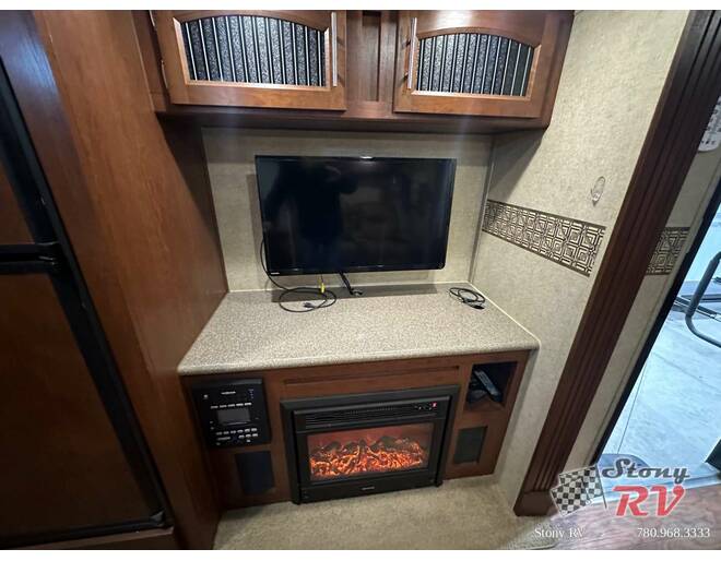 2014 Rockwood WindJammer 3025W Travel Trailer at Stony RV Sales and Service STOCK# C148 Photo 18
