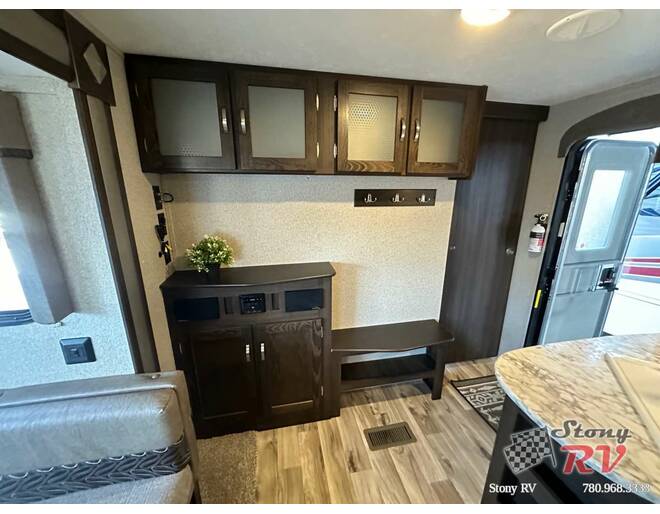2018 Keystone Springdale West 240BHWE Travel Trailer at Stony RV Sales, Service and Consignment STOCK# 1112 Photo 13
