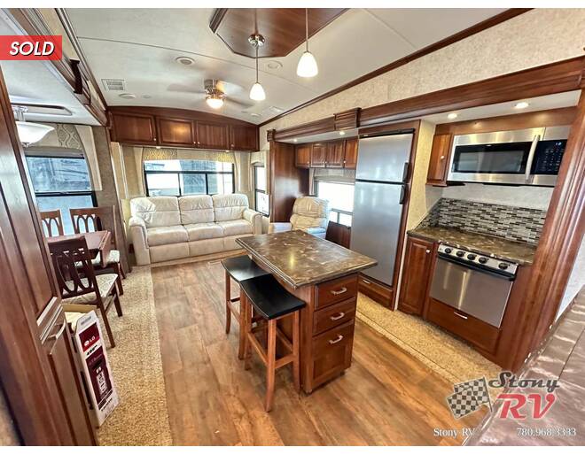 2014 Cardinal 3030RS Fifth Wheel at Stony RV Sales, Service and Consignment STOCK# C150 Photo 11