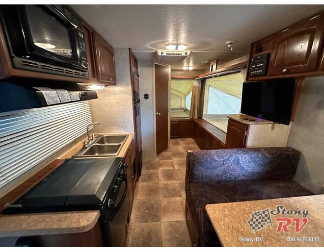 2013 Rockwood Roo 183 Travel Trailer at Stony RV Sales, Service and Consignment STOCK# 1119 Photo 9