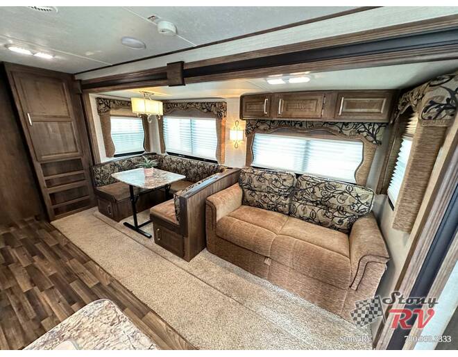 2015 Keystone Cougar Half-Ton West 29RBKWE Travel Trailer at Stony RV Sales, Service AND cONSIGNMENT. STOCK# 1120 Photo 9