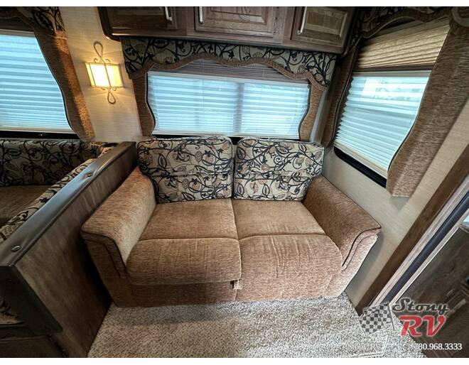 2015 Keystone Cougar Half-Ton West 29RBKWE Travel Trailer at Stony RV Sales, Service and Consignment STOCK# 1120 Photo 16