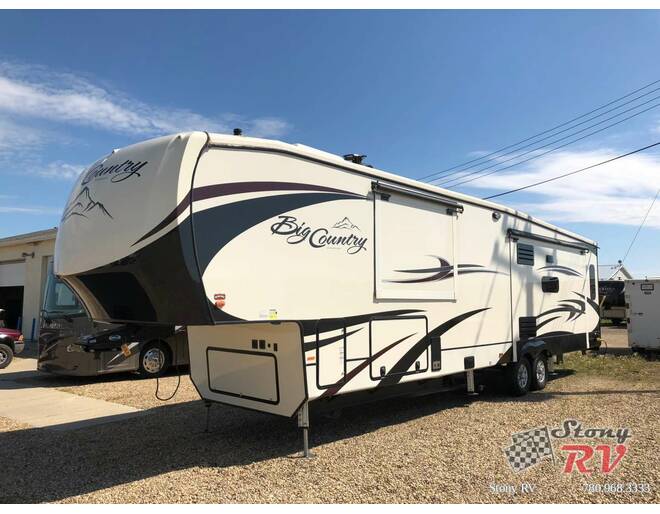 2017 Heartland Big Country 3950FB Fifth Wheel at Stony RV Sales, Service AND cONSIGNMENT. STOCK# C153 Photo 9