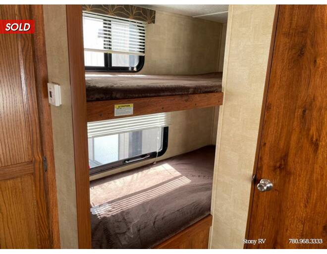 2014 Keystone Hideout West 25BHSWE Travel Trailer at Stony RV Sales and Service STOCK# 772 Photo 15