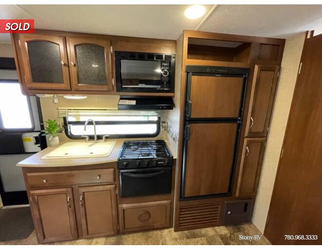 2016 Coachmen Freedom Express Ultra Lite 248RBS Travel Trailer at Stony RV Sales and Service STOCK# 770 Photo 18