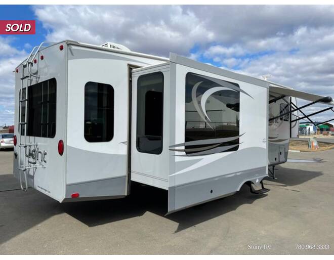 2014 Open Range Light 318RLS Fifth Wheel at Stony RV Sales, Service and Consignment STOCK# 168 Photo 6