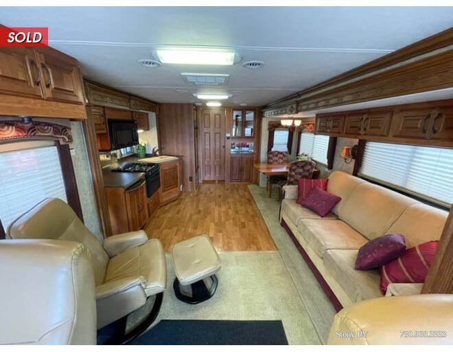 2007 Coachmen Sportscoach Pathfinder 384TS Class A at Stony RV Sales, Service and Consignment STOCK# P6 Photo 11
