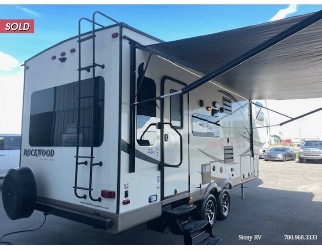2016 Rockwood Ultra Lite 2440WS Fifth Wheel at Stony RV Sales, Service and Consignment STOCK# 783 Photo 4