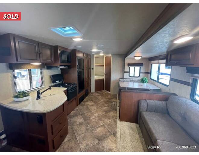 2014 Palomino SolAire Ultra Lite 267BHSK Travel Trailer at Stony RV Sales and Service STOCK# 789 Photo 6