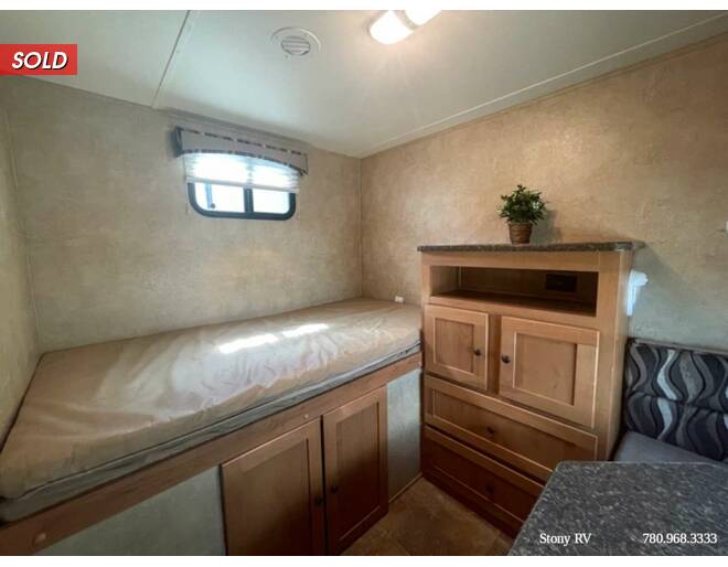 2013 Cruiser RV Shadow Cruiser 280QBS Travel Trailer at Stony RV Sales, Service and Consignment STOCK# 169 Photo 12