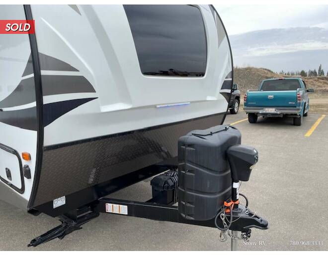 2019 Palomino SolAire Ultra Lite 258RBSS Travel Trailer at Stony RV Sales and Service STOCK# 807 Photo 20