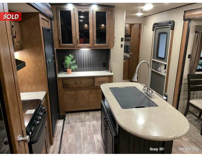 2016 Grand Design Reflection 313RLTS Travel Trailer at Stony RV Sales and Service STOCK# 834 Photo 13