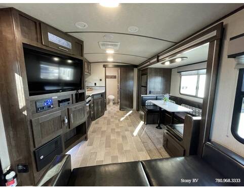 2020 Cruiser RV Radiance Ultra-Lite 26KB Travel Trailer at Stony RV Sales and Service STOCK# 837 Photo 7