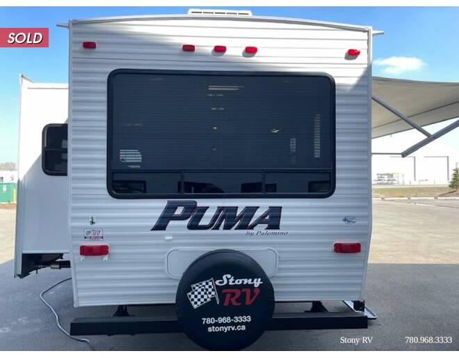 2014 Palomino Puma 253FBS Fifth Wheel at Stony RV Sales and Service STOCK# 870 Photo 5