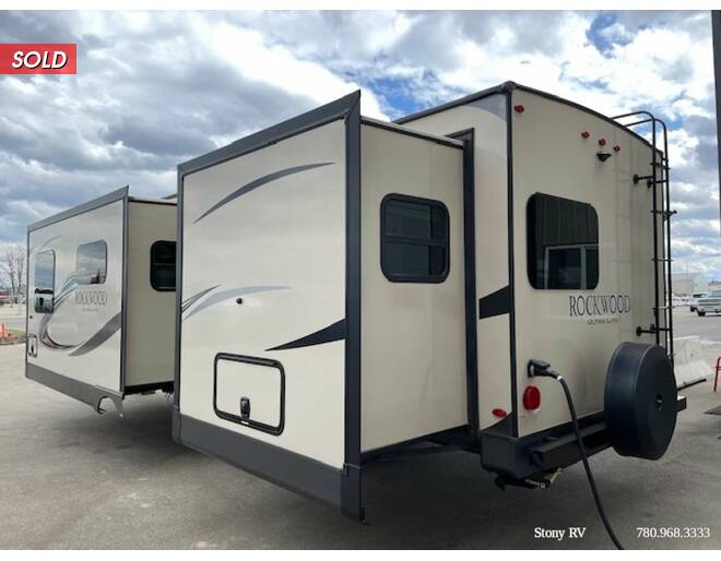 2019 Rockwood Ultra Lite 2608BSD Travel Trailer at Stony RV Sales and Service STOCK# 868 Photo 5