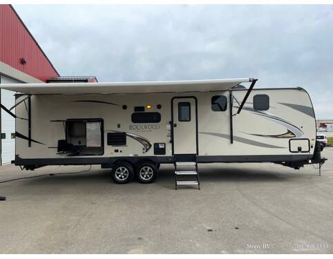 2019 Rockwood Ultra Lite 2912BS  at Stony RV Sales and Service STOCK# 861 Photo 6