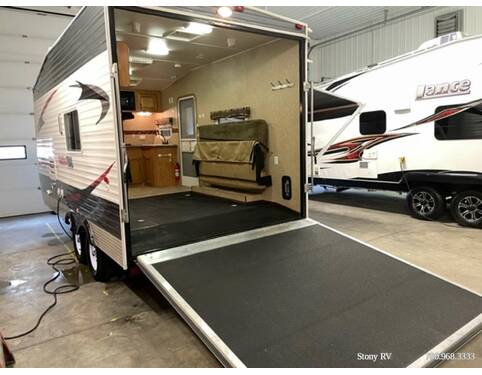 2010 EnduraMax Track and Trail 17RTH Travel Trailer at Stony RV Sales and Service STOCK# 859 Photo 4
