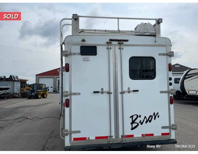 2014 Bison 3 Horse 8310TE Horse GN at Stony RV Sales and Service STOCK# 877 Photo 4