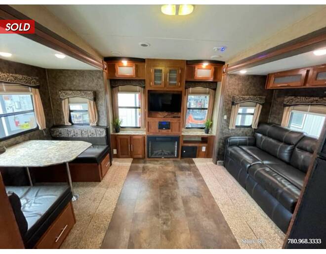 2014 Skyline Walkabout 28RE Fifth Wheel at Stony RV Sales and Service STOCK# 844 Photo 7