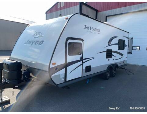 2015 Jayco Jay Feather Ultra Lite X213 Travel Trailer at Stony RV Sales and Service STOCK# 904 Photo 4