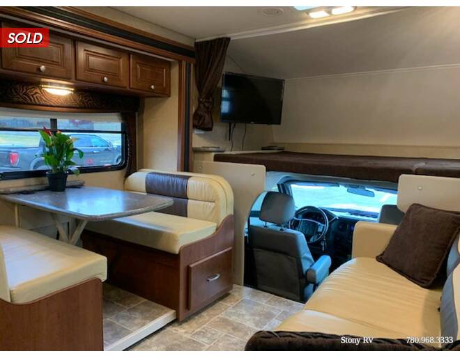2014 Thor Outlaw 35SG Class C at Stony RV Sales and Service STOCK# 908 Photo 11