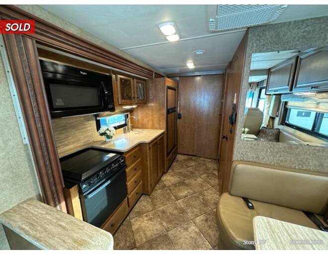 2014 Thor Windsport Ford 27K Class A at Stony RV Sales and Service STOCK# 922 Photo 15