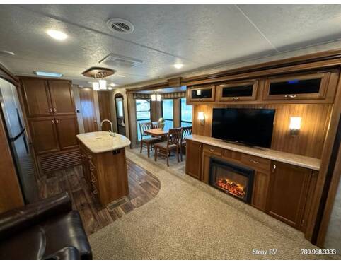 2015 Prime Time LaCrosse Luxury Lite 330RST Travel Trailer at Stony RV Sales and Service STOCK# 936 Photo 11